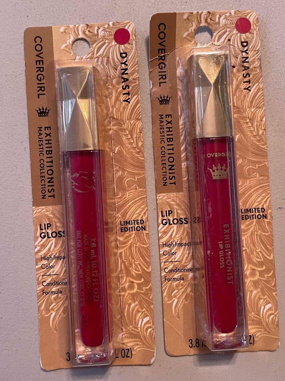 COVERGIRL Exhibitionist Lip Gloss - Dynasty (Red) Limited Edition 2x Bundle